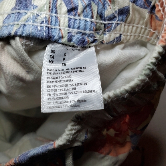 American Eagle Mens Floral Print Pull On Elastic Waist Drawstring Shorts Sz S - Picture 8 of 8